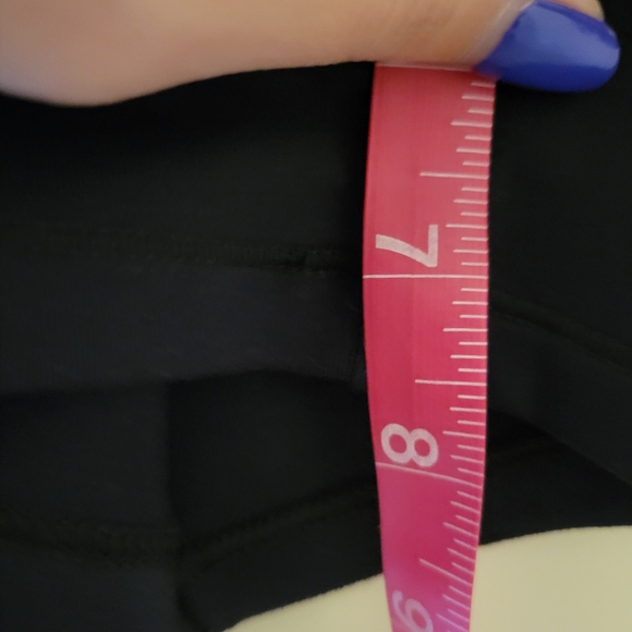 Good American The Warrior Zip Front Bike Shorts Size 4 Large - Picture 10 of 10